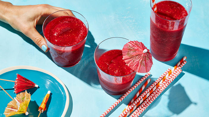 raspberry vodka slushie 03